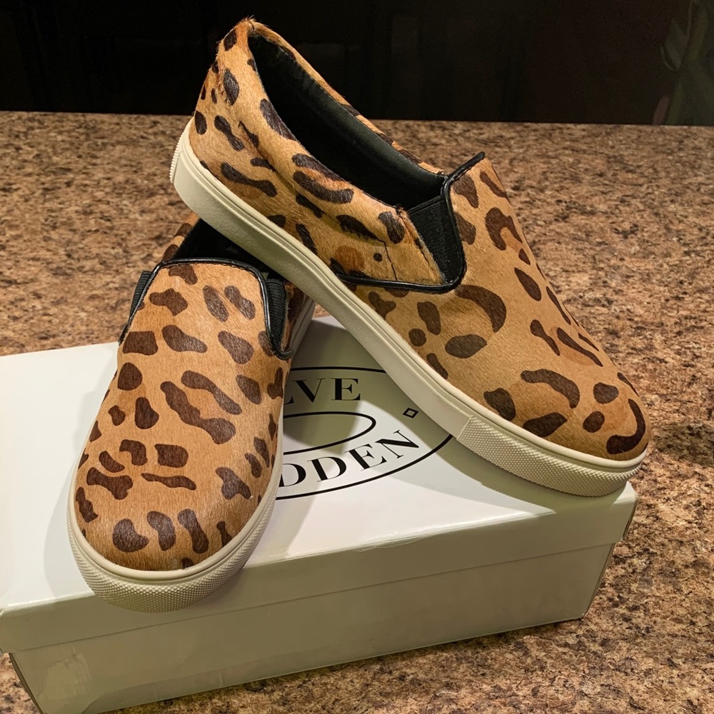NEW NIB Steve Madden Ecentric Leopard Slip Ons 8